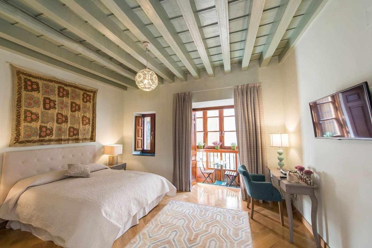 Luxe Carlos Canal Sevilla Buitenkant foto